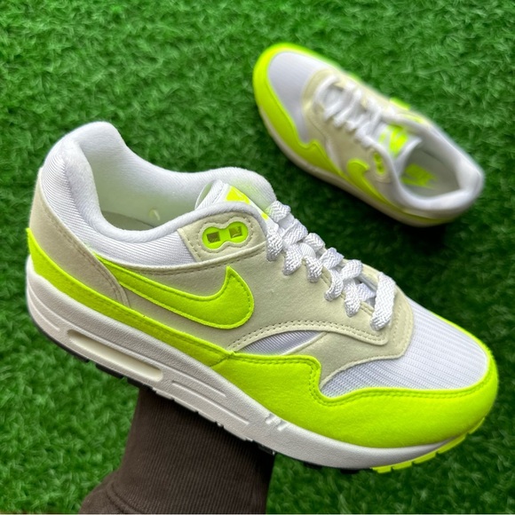 Nike Air Max 1 Bolt - Sea Glass - Picture 6 of 14